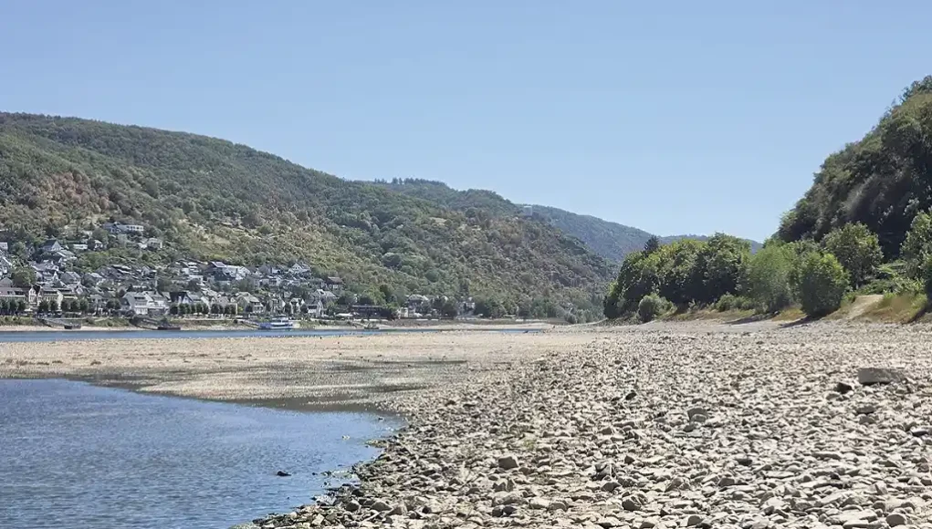Niedrigwasser - Mittelrhein