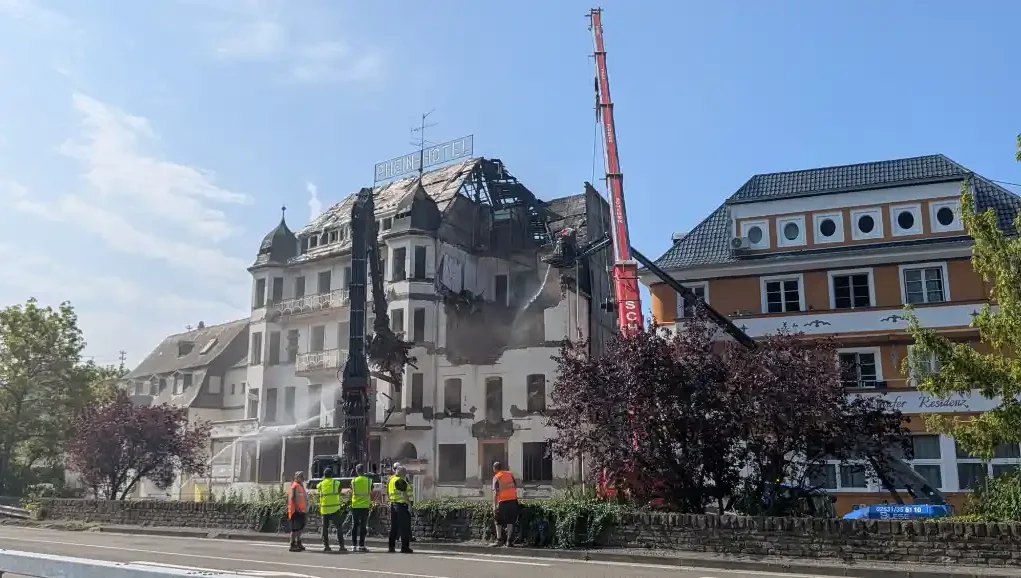 Rhein-Hotel - Boppard-Bad Salzig Rhein-Hotel - Boppard-Bad Salzig
