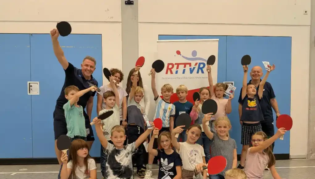 Tischtennis-Schnuppermobil - Grundschule Buchholz Tischtennis-Schnuppermobil - Grundschule Buchholz