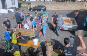 Geselligkeitsverein Herschwiesen - Äpfel gesammelt und Saft gepresst