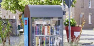 Boppard-Weiler - Einweihung des Bücherschranks
