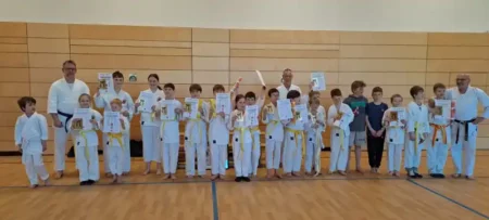 Prüflinge Karatedojo – Sandokan Halsenbach